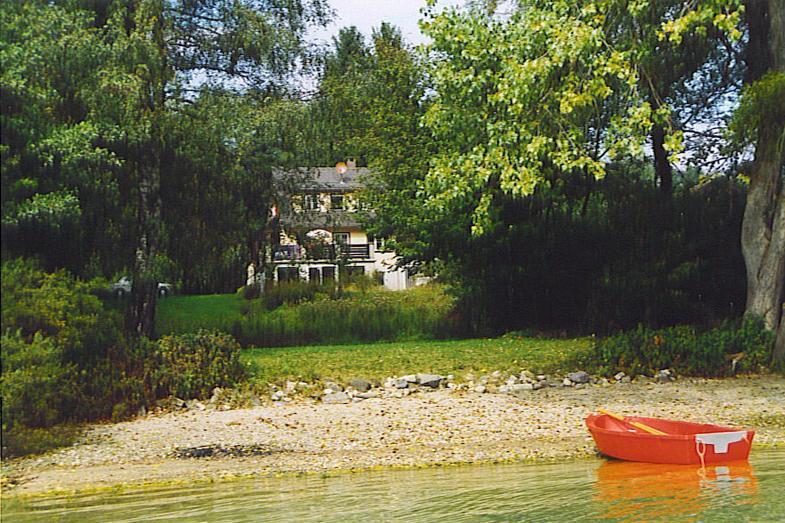 Ferienhaus Haus Am Ufer غايِنهوفِن المظهر الخارجي الصورة
